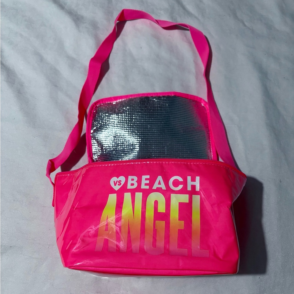 ✨3 FOR $20✨ New Victoria’s Secret Cooler Bag